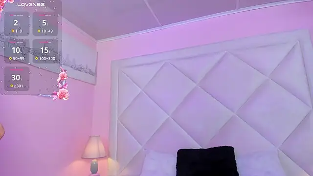 Miaa Smithh   online show from 02.10.26