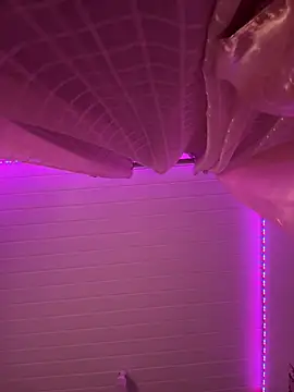 luluzinhax online show from 04.14.26