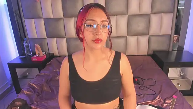 Snapshot of Valkiria_js chatting on 11.28.25 Valkiria js online show from 11.28.25