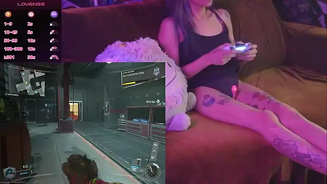mmmminaDarling online show from 07.11.26
