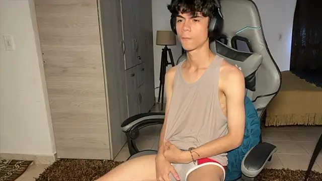 OopsAgain  online show from 01.13.26