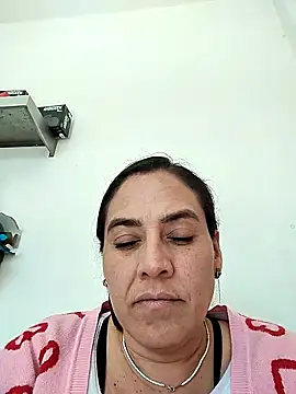 denissebombon online show from 02.03.26