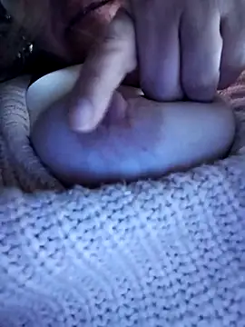 denissebombon online show from 02.05.26