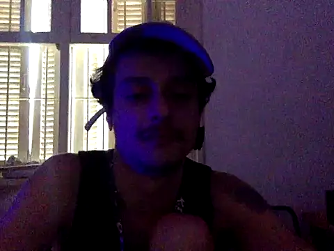 Snapshot of chrisalmeid_ chatting on 04.08.26 chrisalmeid online show from 04.08.26