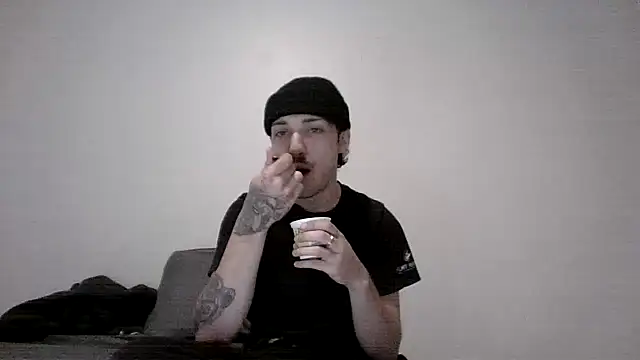 Snapshot of Jbenz420 chatting on 05.29.26 Jbenz420 online show from 05.29.26