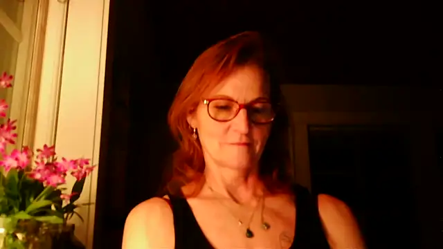 Snapshot of Valinella chatting on 02.13.26 Valinella online show from 02.13.26