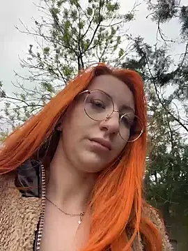 DaddysLittleSlutfox online show from 04.21.26