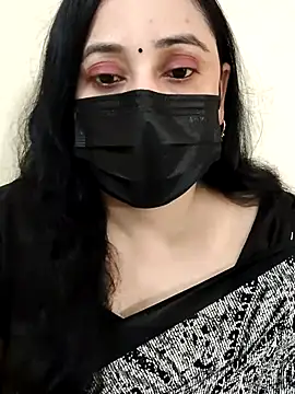 Snapshot of Monica_cams chatting on 11.24.25 Monica cams online show from 11.24.25