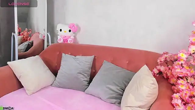 Snapshot of Lynn_Martin chatting on 10.06.25 Lynn Martin online show from 10.06.25