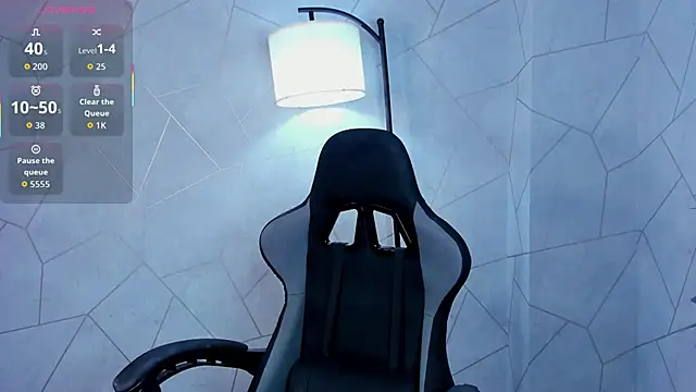 Snapshot of Lynn_Martin chatting on 11.07.25 Lynn Martin online show from 11.07.25