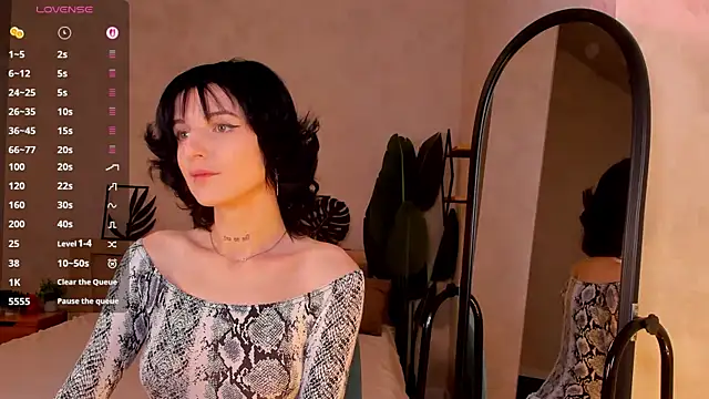 Lynn Martin online show from 04.19.26