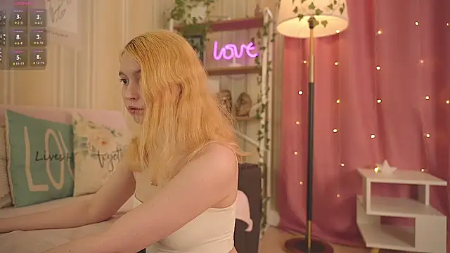 Ruminelle online show from 04.23.26