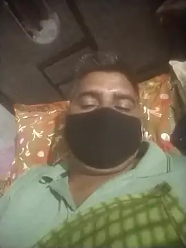 Snapshot of Manjit009 chatting on 10.11.25 Manjit009 online show from 10.11.25