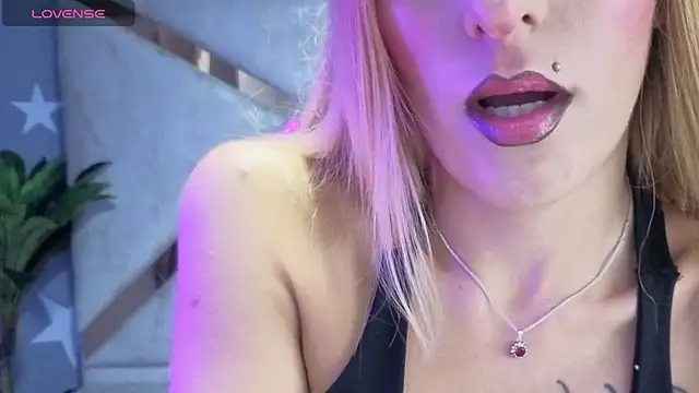 Candy kush t online show from 02.14.26