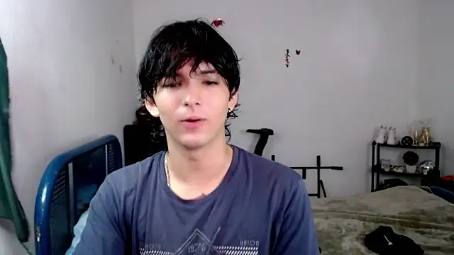 Snapshot of big_lunatic chatting on 11.11.25 big lunatic online show from 11.11.25