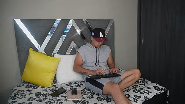 massimo vidal  online show from 09.23.25