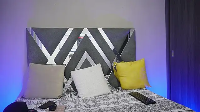 massimo vidal  online show from 10.05.25