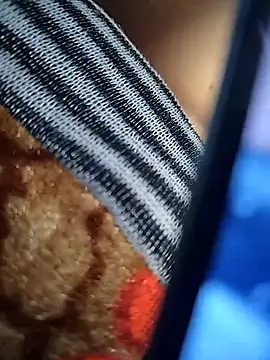 Snapshot of sexy__girls98 chatting on 11.15.25 sexy girls98 online show from 11.15.25