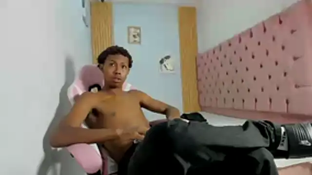 Jax Maliq online show from 10.25.25