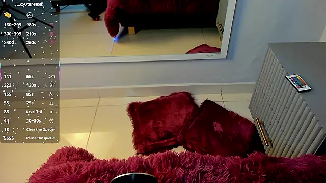 Mia Valentine  online show from 01.09.26