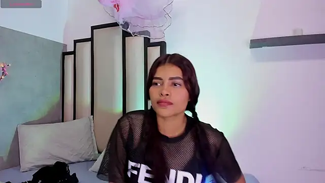 Miaa Rosse online show from 01.17.26