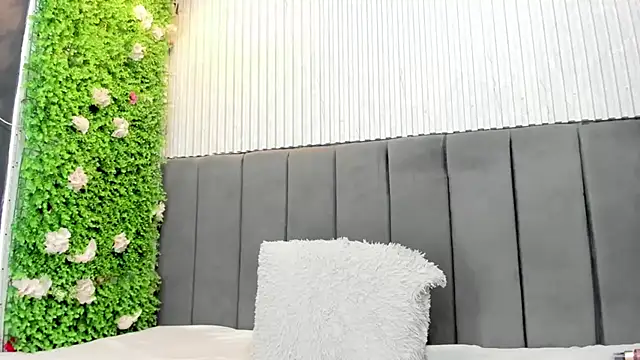 Skarlett hot  online show from 01.08.26