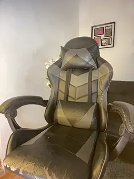 Snapshot of RedVelvet_Dream chatting on 11.22.25 RedVelvet Dream online show from 11.22.25