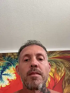 Snapshot of MagicLex1 chatting on 10.04.25 MagicLex1 online show from 10.04.25