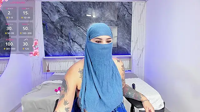 Nayla-Mouna online show from 10.16.25