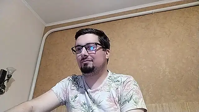 Snapshot of Joseph1Arnold chatting on 09.08.25 Joseph1Arnold online show from 09.08.25