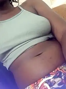 Snapshot of FeliciaZ chatting on 12.05.25 FeliciaZ online show from 12.05.25