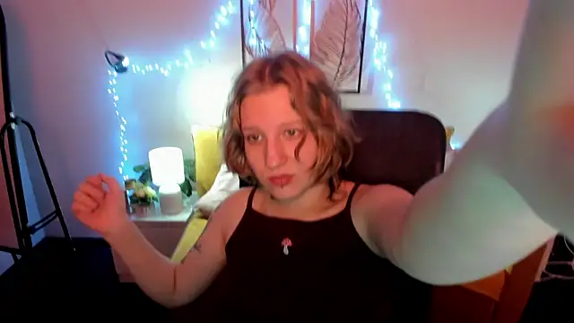 Hailey Foxy online show from 10.15.25