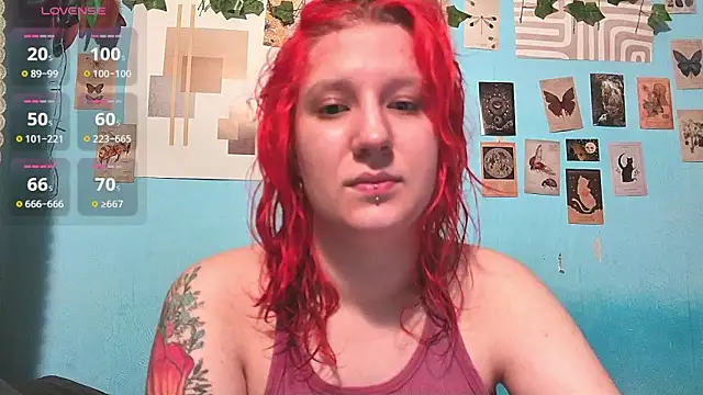 Snapshot of Hailey_Foxy chatting on 06.14.26 Hailey Foxy online show from 06.14.26