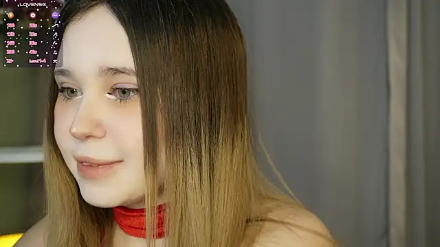 Lina Glow online show from 12.23.25