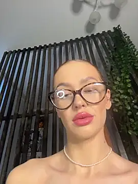 LittleFox    online show from 02.09.26