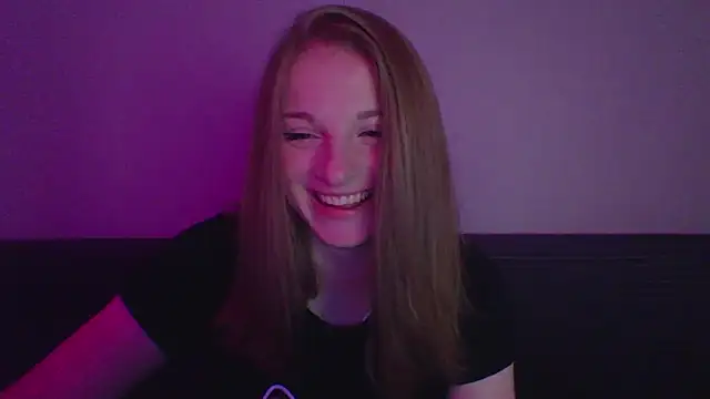 Star Girlish online show from 11.04.25