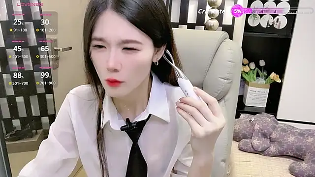 Snapshot of Yueyue-MM chatting on 03.24.26 Yueyue-MM online show from 03.24.26