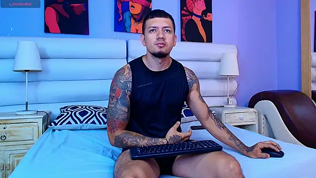 Snapshot of Dante_Flamee chatting on 07.22.26 Dante Flamee online show from 07.22.26