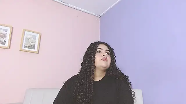 lourdes moon22 online show from 09.10.25