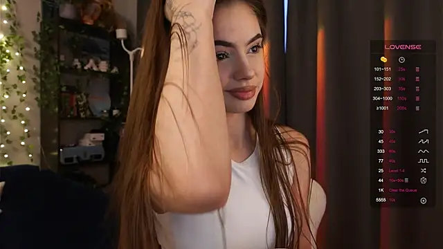 Snapshot of Meowmacito chatting on 10.01.25 Meowmacito online show from 10.01.25