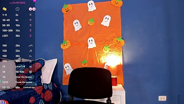 Grettel w online show from 10.30.25