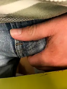 Normalludo0202 online show from 04.23.26