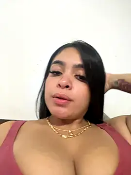 Snapshot of Danna_222 chatting on 10.09.25 Danna 222 online show from 10.09.25