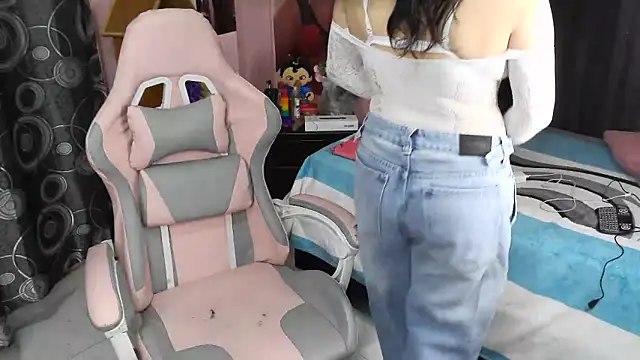 Zulema R1 online show from 04.16.26