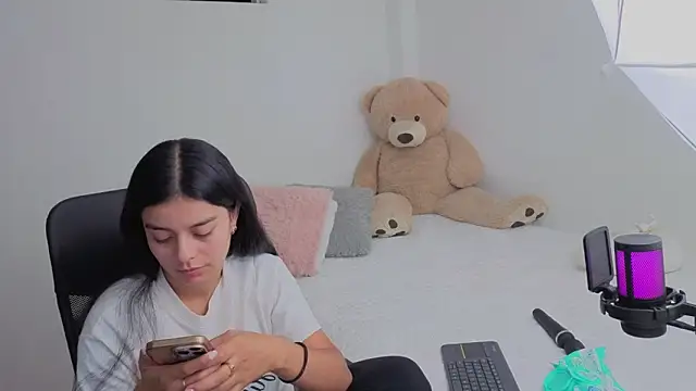 valerihouse online show from 01.16.26