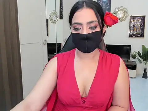 Snapshot of Missbrown24 chatting on 09.27.25 Missbrown24 online show from 09.27.25