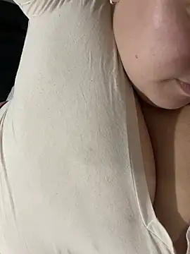 Snapshot of bruna438 chatting on 02.04.26 bruna438 online show from 02.04.26