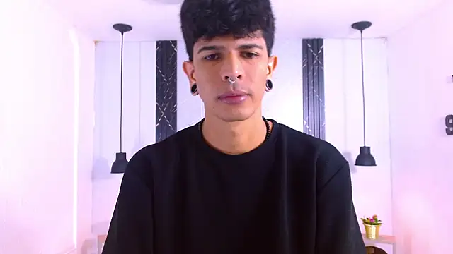 Franvill Trato online show from 12.21.25