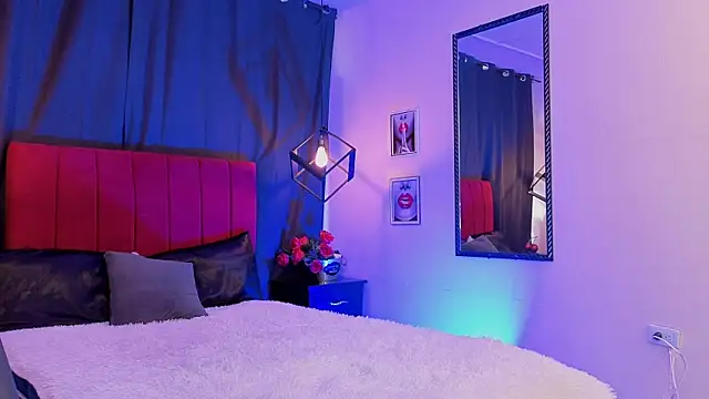 Snapshot of oliver_mr_ chatting on 09.11.25 oliver mr online show from 09.11.25