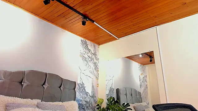 Snapshot of oliver_mr_ chatting on 01.06.26 oliver mr online show from 01.06.26